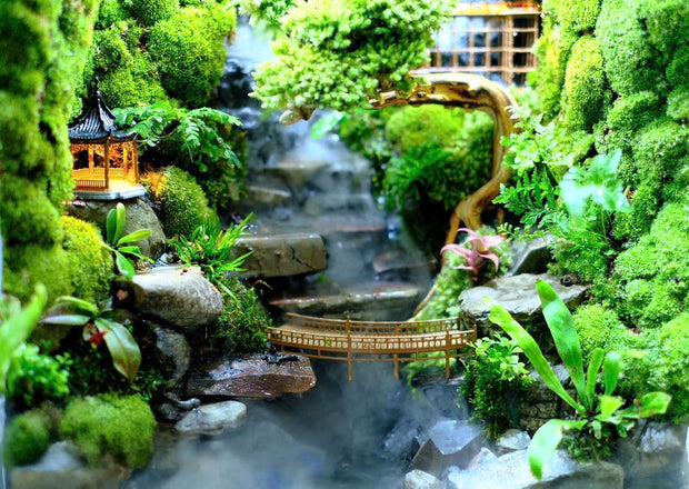 Natural Waterfall Stream Landscape with Loft &amp; Courtyard Design